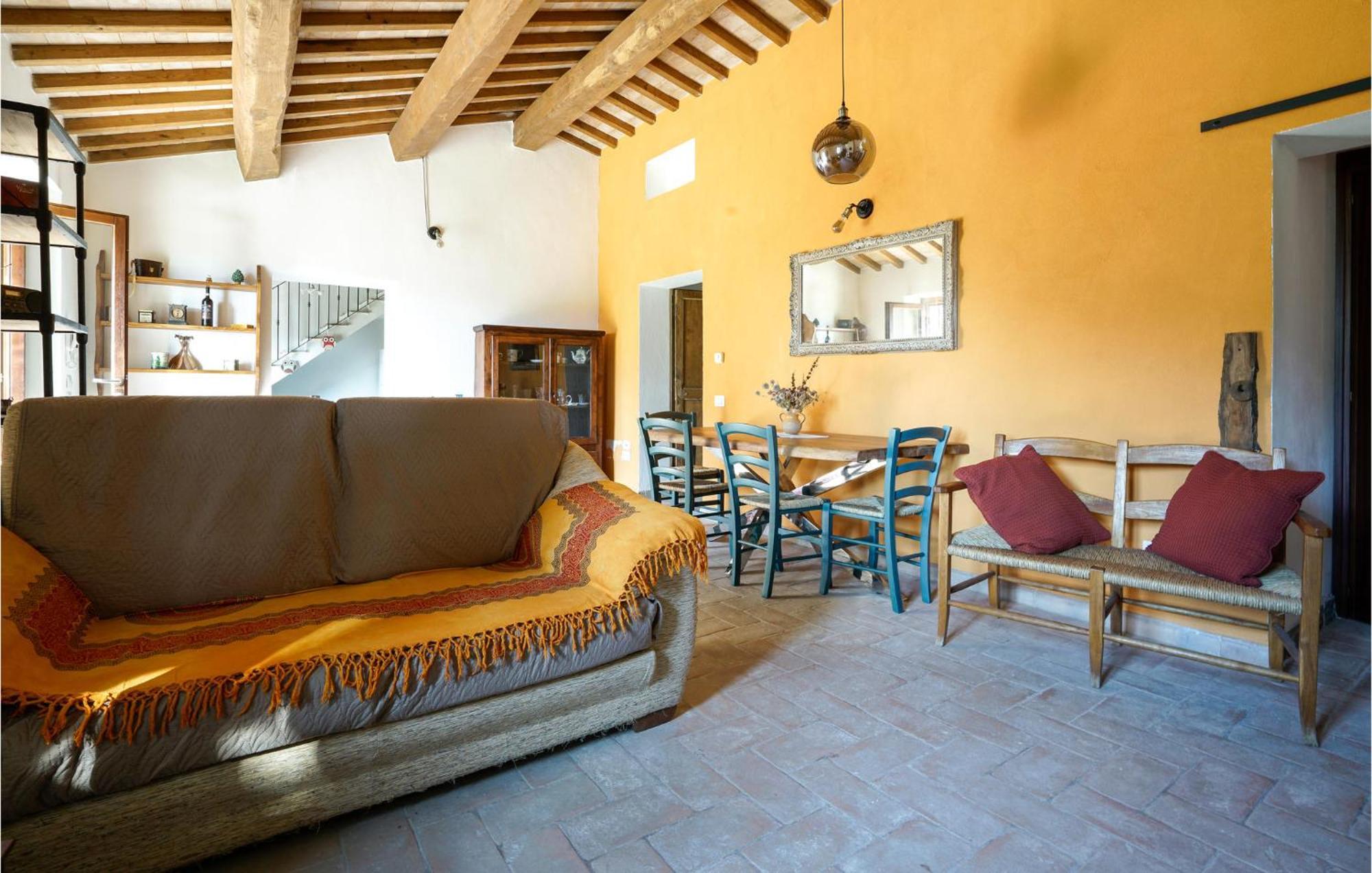 3 Bedroom Nice Home In Campiglia Dorcia Campiglia dʼOrcia 外观 照片